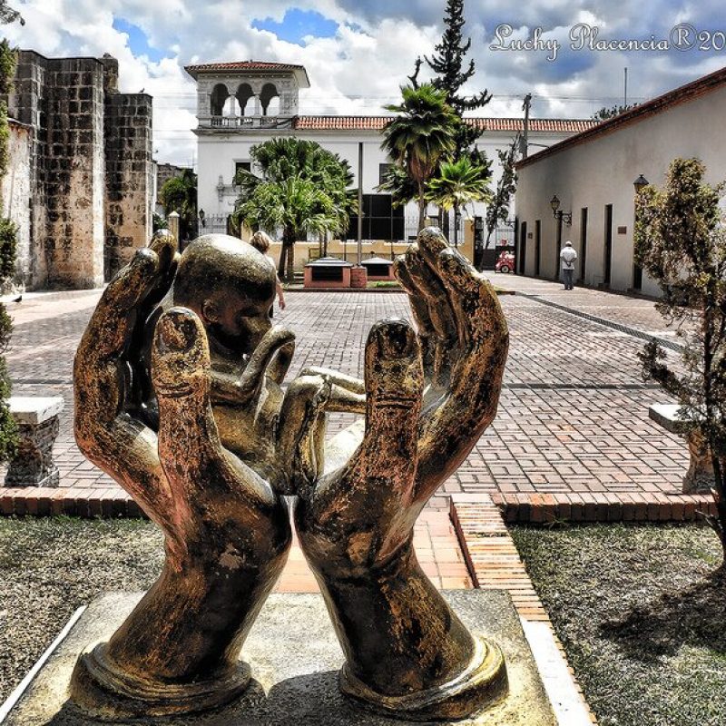 9002149990_be6b0230f1_b